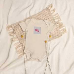 Organic cotton baby bodysuit "Sweet Love"